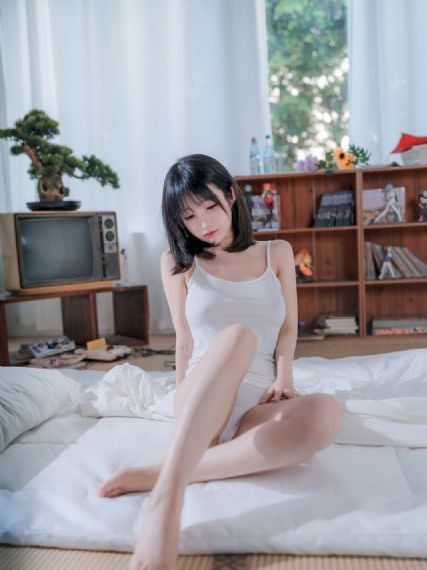 空姐一级毛片-迅雷影院免费观看